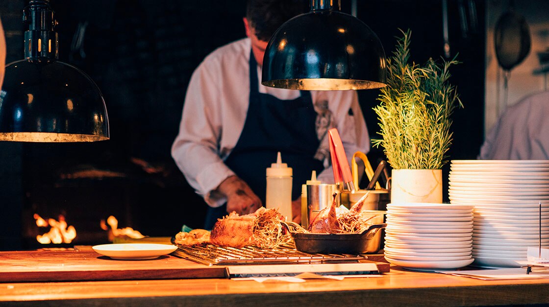 Line chef working at the counter