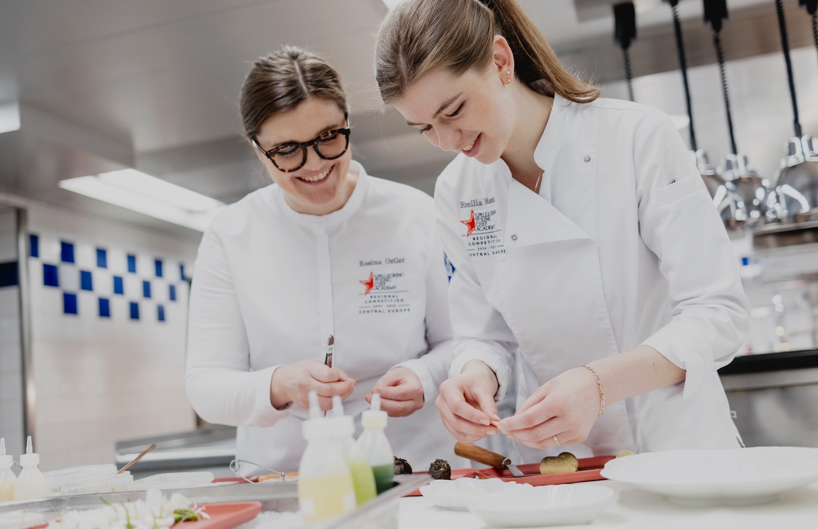 Emilia Montz und Rosina Ostler Emilia Montz und Rosina Ostler