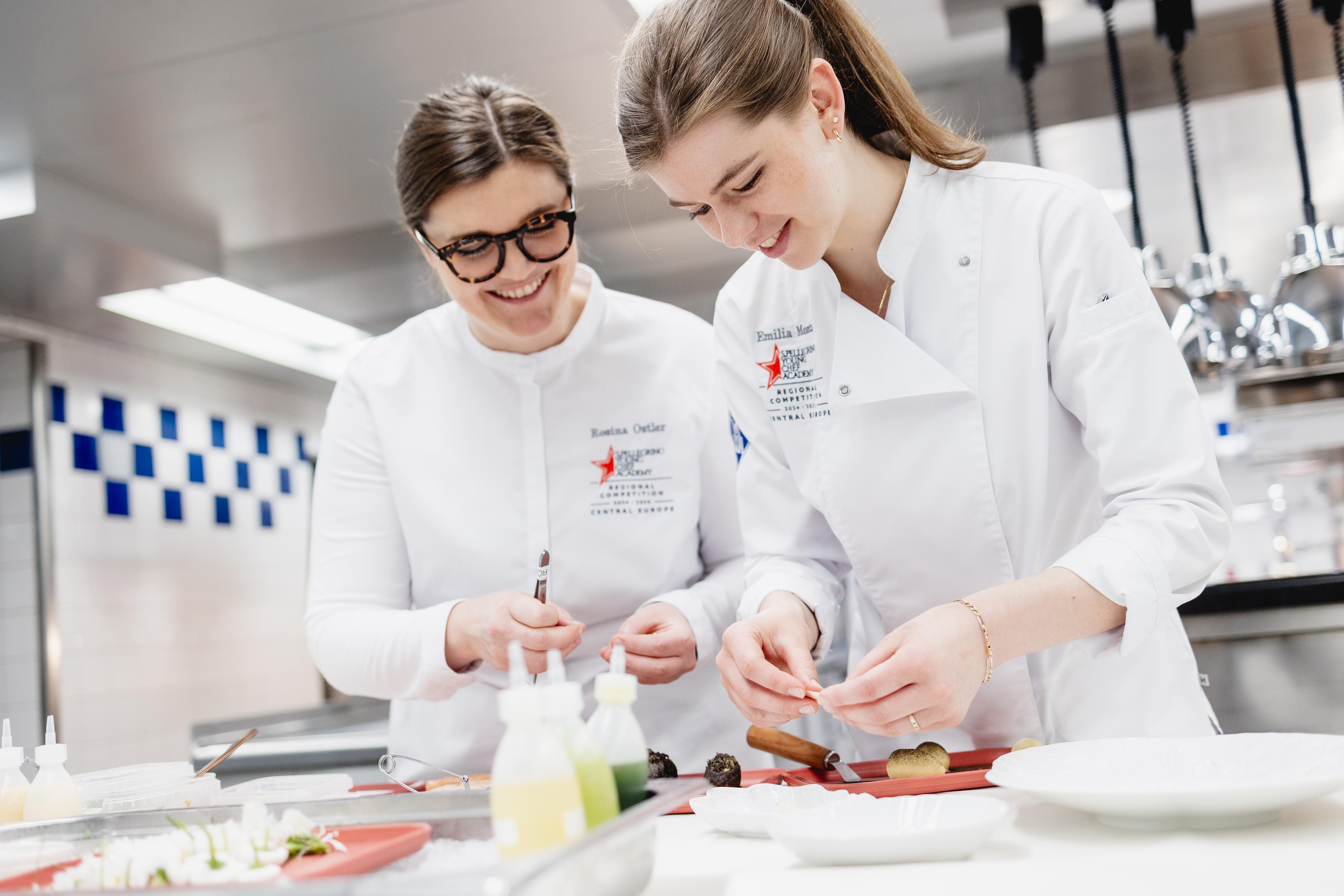 Mentoring - Emilia Montz und Rosina Ostler