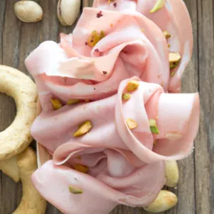 mortadella%2520slices_4