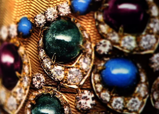 s.pellegrino-bulgari-collection-bottle-label-details-5