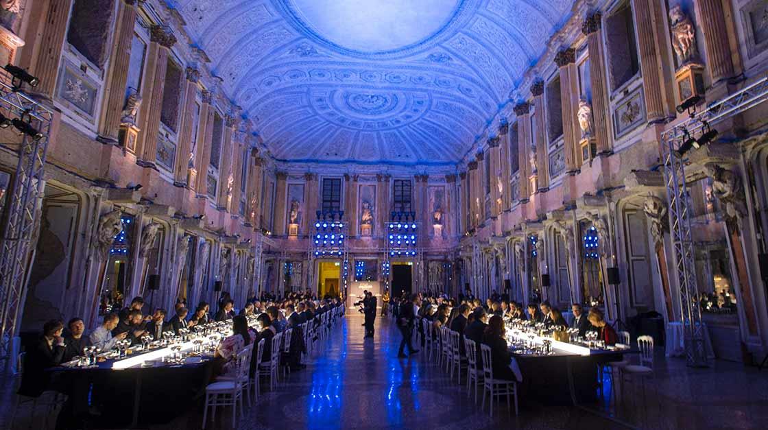 Festessen zum 120-jährigen Jubiläum im Königspalast von Mailand