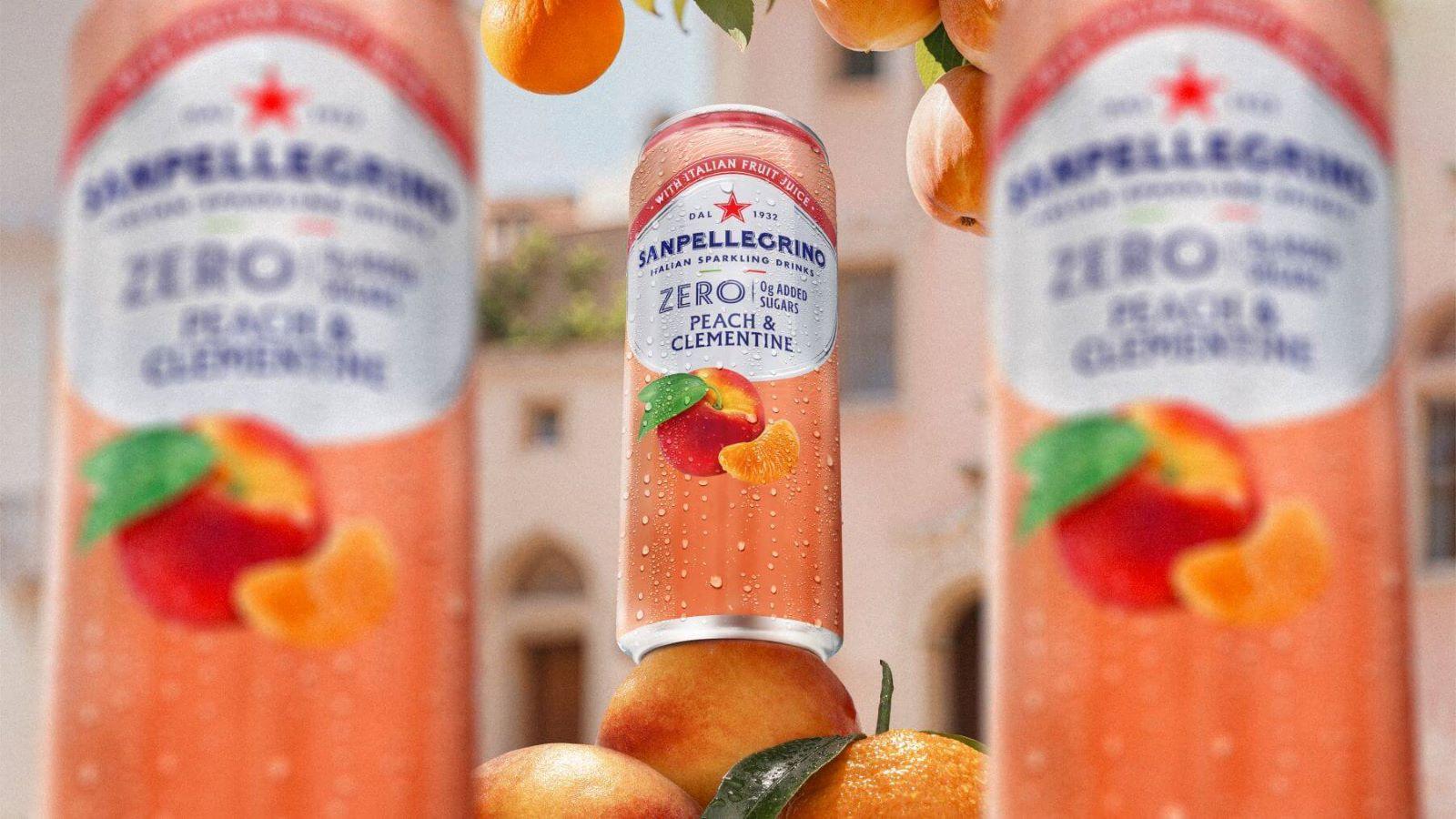 Tre dåser af Sanpellegrino Zero Pesca smag