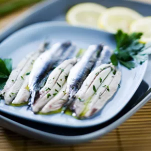 anchovies_Muffuletta_sandwich