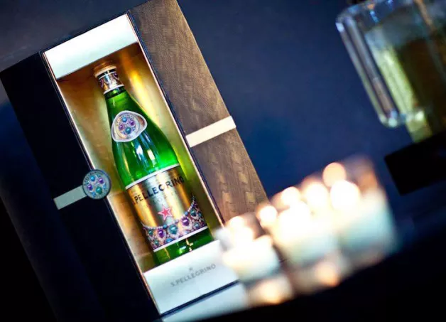 s.pellegrino-bulgari-collection-bottle-label-details-3