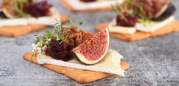 Croûtons aux figues et au fromage