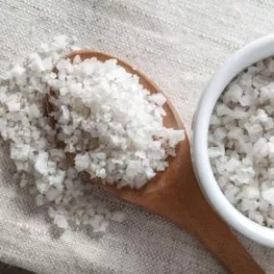 Sale-grosso-ingredienti-ricetta-tigelle