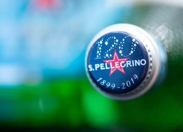 s.pellegrino-120years-red-star-detail