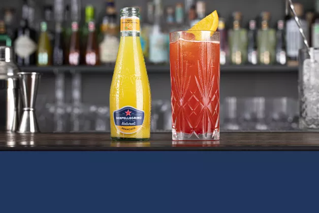 lancio cocktail alcolico garibaldi