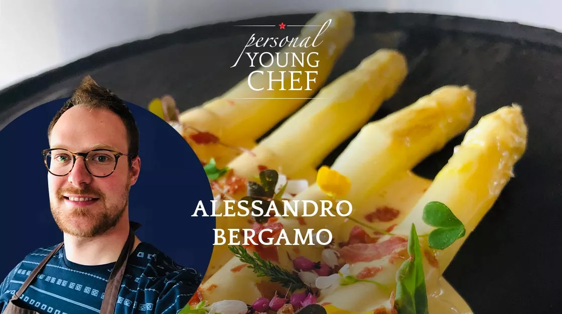 La ricetta di Alessandro Bergamo: Asparagi bianchi, zabaione al passito e crumble di prosciutto crudo