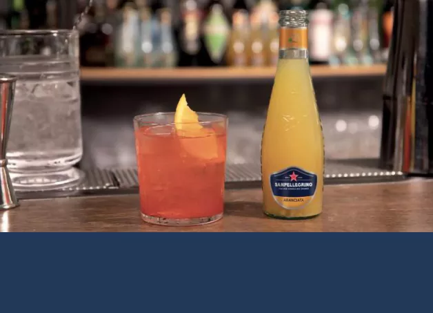 lancio cocktail alcolico garibaldi