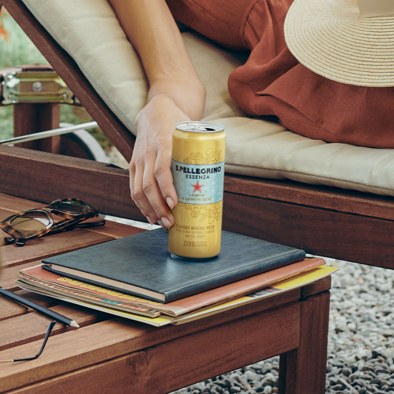 S.Pellegrino Essenza Lemon  &amp; Lemon Zest