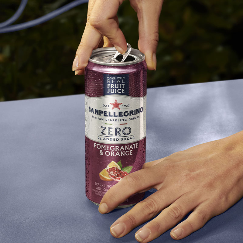 Sanpellegrino® Zero Grams Added Sugar Pomegranate & Orange Sanpellegrino