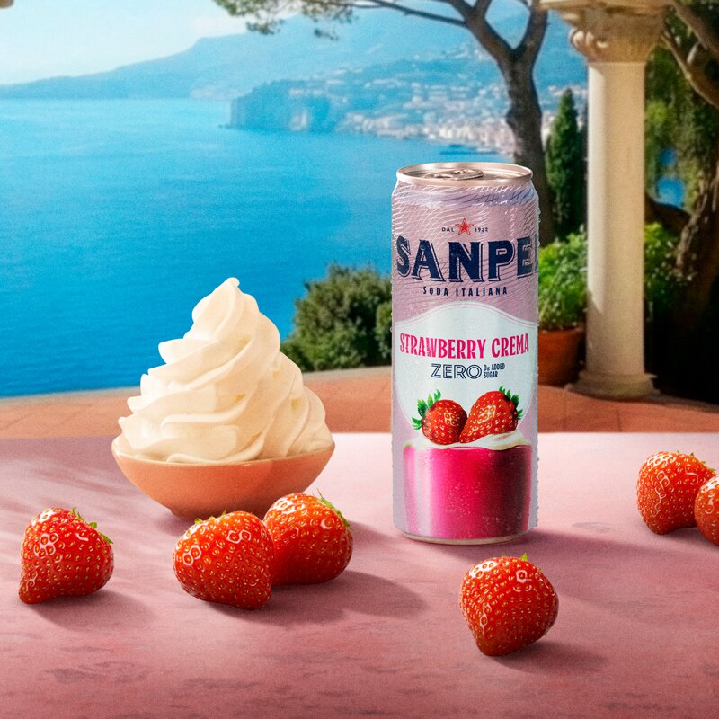 Strawberry Crema Main image 800x800